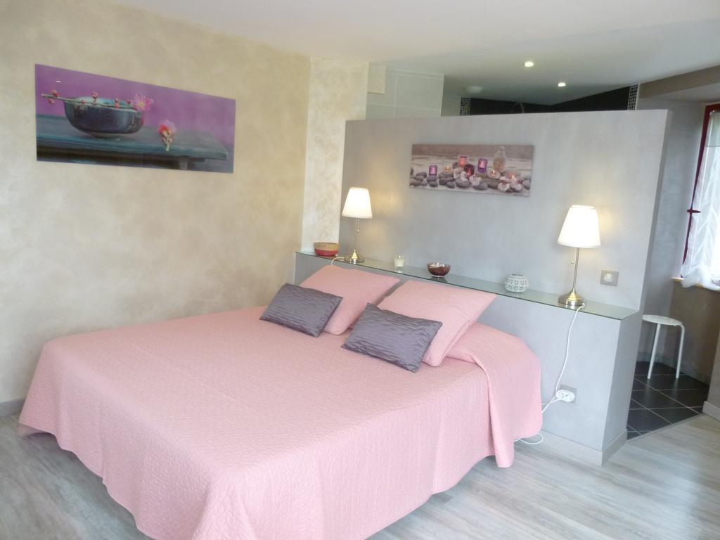 Au Mas De Gamet Bed & Breakfast Theminettes Exterior photo